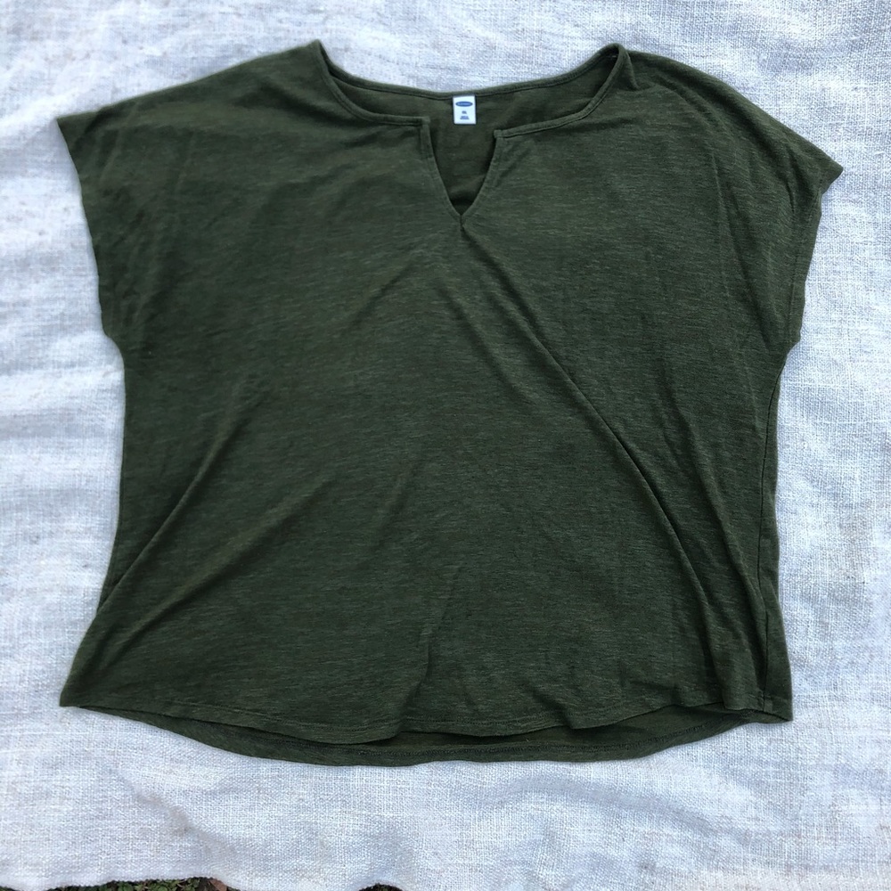 Old Navy Dark Forest Olive Green Shirt V-neck XXL